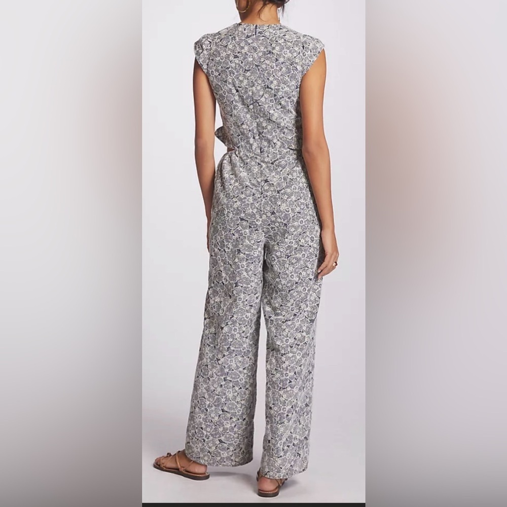 NWT Adelyn Rae Helena Embroidered cut-out jumpsuit in blue print Large - Picture 3 of 16